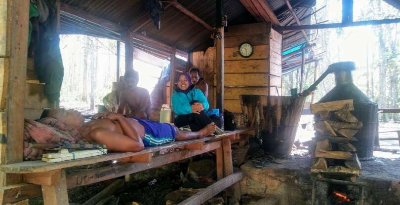 PULAU BURU DAN HAL-HAL YANG INGIN KULUPAKAN