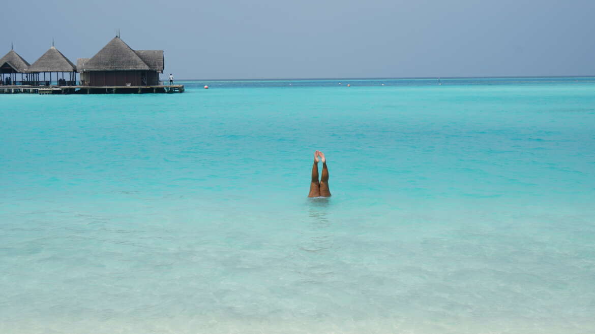 Maldives Single Sisters Trip with Trinity! – The Naked Traveler