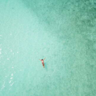 The Naked Traveler – Journey Redefined